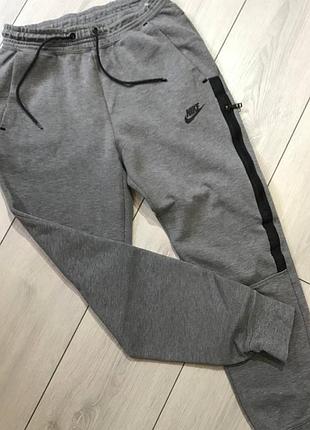 Штани nike tech fleece