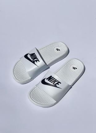 Шльопанці slippers nike dot white