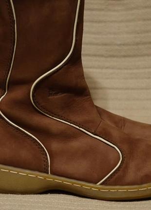 Фірмові замшеві чоботи кольору молочного шоколаду dr. martens англія 7 р.2 фото
