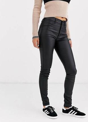 Стильные черные джинсы скинни под кожу street one, 14 размер.1 фото