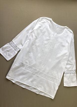 Розкішна батистова сорочка з однотонною вишивкою7 фото