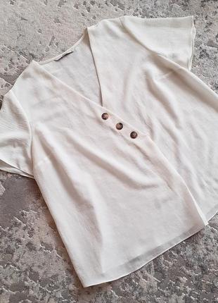 Блуза белая с пуговицами1 фото