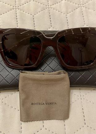 Окуляри сонцезахисні bottega veneta