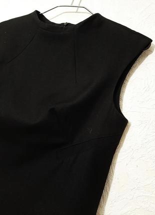 Savage брендовое стильное платье чёрное снизу воланы ярусами без рукавов полу-трапеция женское4 фото