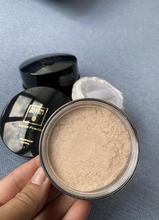 Max factor by ellen betrix loose powder. оригинал2 фото