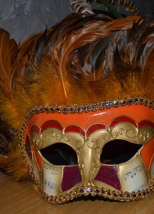 Карнавальная маска для новогодних праздников с натуральными перьями (италия)7 фото