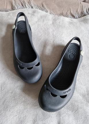 Жіночі оригінальні крокси сабо босоніжки crocs закритий носок4 фото