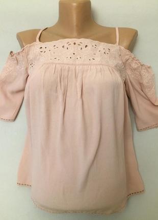 Ніжна ,романтична блузка .розмір 44-46