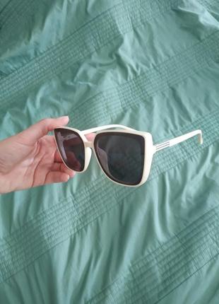 Солнцезащитные очки женские6 фото