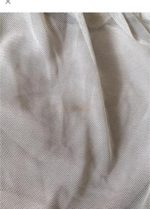 Платье платье по фигуре приталенное бежевое телесное нюд кремовое в утяжеление на бретелях5 фото