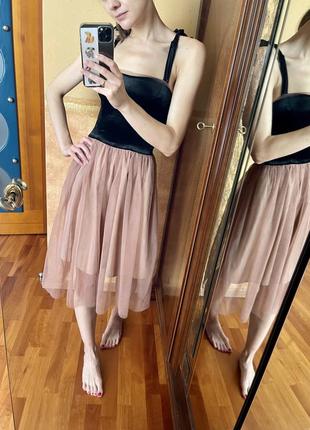 Вечірня/коктейльна сукня з фатиновою спідницею. в стилі керчі бредшоу:) morandi
