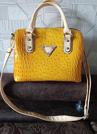 Оригінальна містка сумка2 фото