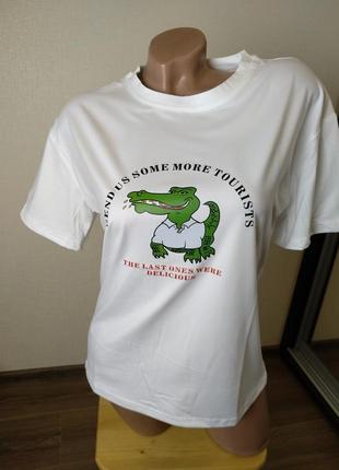 Женская футболка футболочка распродажа белая3 фото