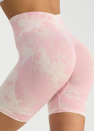 Шорты женские спортивные с эффектом пуш-ап, розово-белого цвета с мраморным принтом, размер m