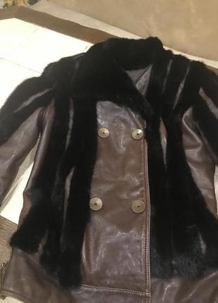 Продам шкіряну куртку з норкою roberto cavalli