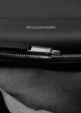 Кожаная сумка для ноутбука calvin klein engineered7 фото