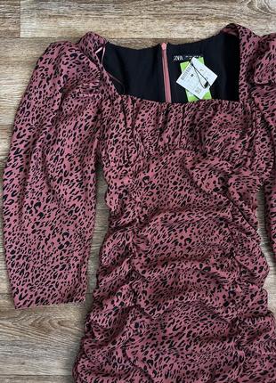 Нове плаття zara леопардове з квадратним вирізом бордове мініплаття чорне збирання повсякденне волан л (l)6 фото