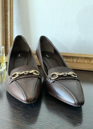 Шкіряні туфлі шоколадного відтінку bally since 1851 оригінал2 фото