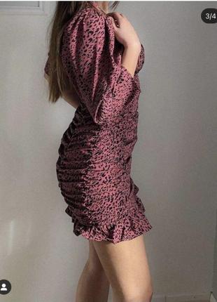 Новое платье zara леопардовое с квадратным вырезом бордовое мини платье чёрное сборка повседневное волан л (l)10 фото