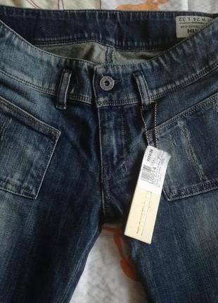 Распродажа крутые   потертые джинсы  (diesel women's hushy jeans ) 24/328 фото