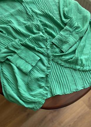 Зелена сукня-сорочка спереду коротше4 фото