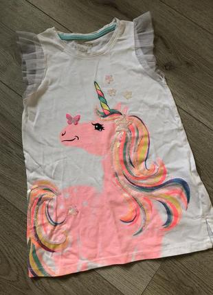 Подовжена футболка з єдинорогом