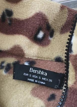 Стильная флисовая укороченная кофта с зип-замком от bershka4 фото