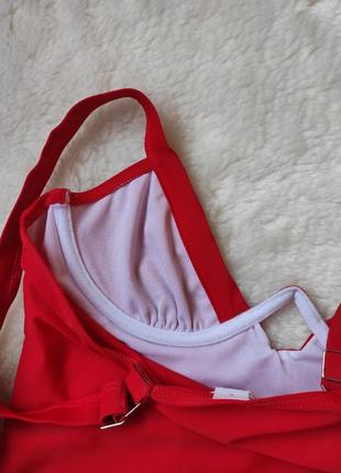 Червоний цілісний купальник суцільний з чашками вирізом декольте секси вирізом на грудях9 фото
