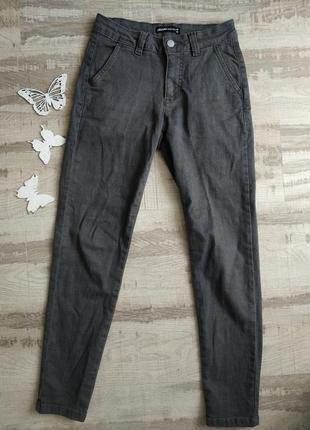 Нові базові джинси cropp town xs2 фото