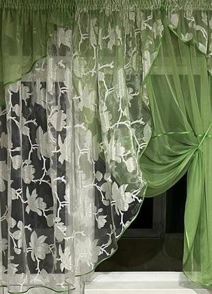 Тюль на кухню зеленого цвета с цветами3 фото