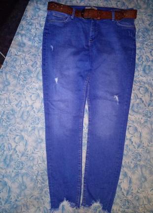Красивые джинсы,16 размер, состояние идеальное