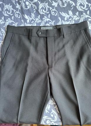Чоловічі класичні штани брюки primark 32/m