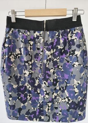 Женская мини юбка с цветочным принтом oasis юбка3 фото