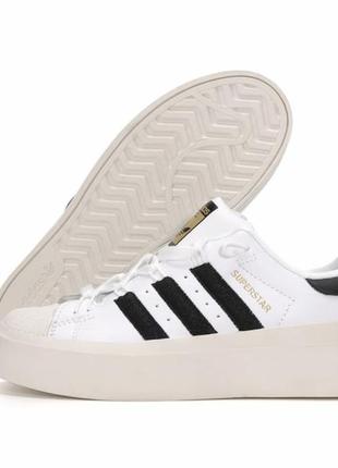 Модні жіночі шкіряні кеди,кросівки adidas superstar platform bonega(білого кольору)(37-40)2 фото