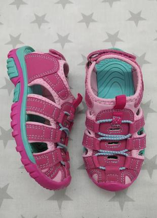 Босоніжки mountain warehouse оригінал