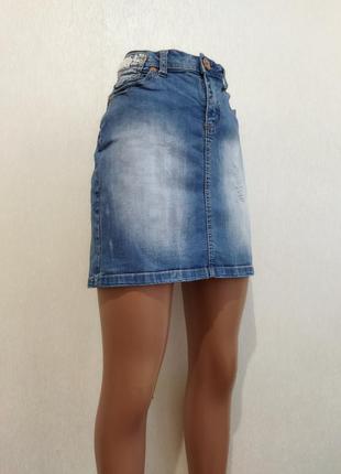 Симпатична джинсова юбка1 фото