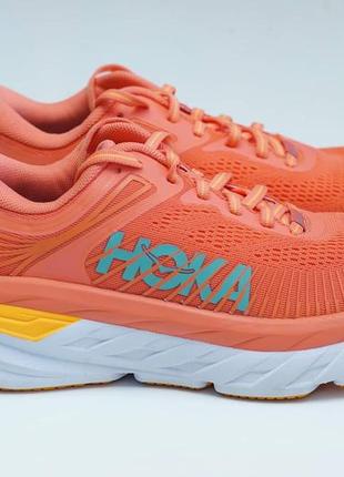 Жіночі кросівки hoka оранжевого кольору w bondi 7.