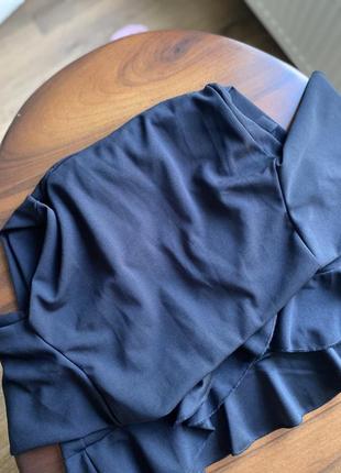 Сукня з імітацією запаху з рюшами3 фото