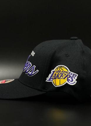 Оригинальная черная кепка mitchell & ness team script 2.0 los angeles lakers snapback2 фото