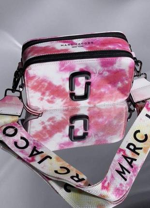 Сумка в стиле marc jacobs / marc jacobs the snapshot tie dye pink / сумка с ремешком