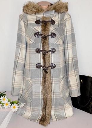 Демисезонное пальто дафлкот с меховым капюшоном и карманами f&f вьетнам этикетка1 фото