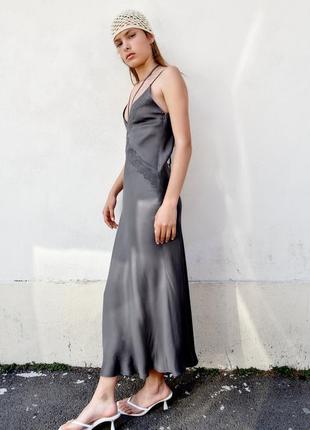 Платье-слип средней длины с вышивкой3 фото
