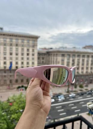 Окуляри в стилі balenciaga swift oval-frame sunglasses