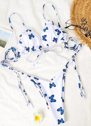 Белый купальник бабочки с рюшами треугольник с завышенными плавками на завязках3 фото