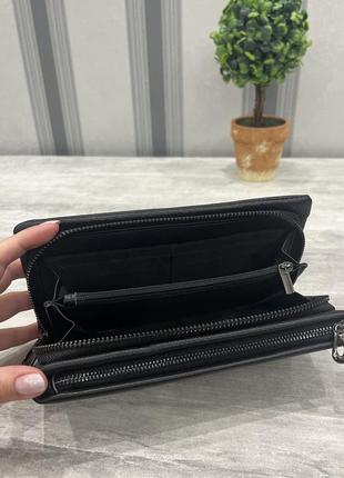 Шкіряний жіночий гаманець клатч в чорному кольорі2 фото