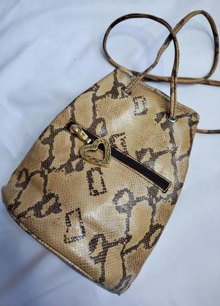 Женская сумка ведро moschino redwall bags6 фото