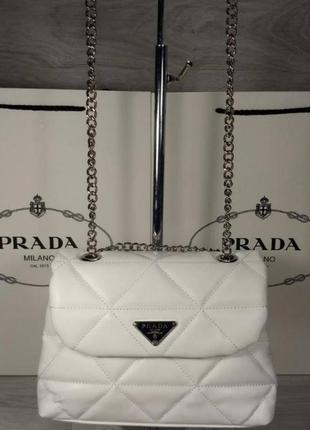 Сумка стеганая белая женская prada сумка прада сумочка клатч кросс-боди3 фото