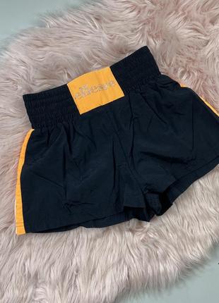 Нейлоновые шорты ellesse😍🧡