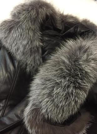 Натуральная кожаная куртка с опушкой чернобурки на меховой подстежке кролика5 фото
