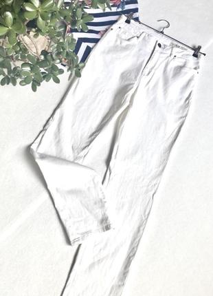 Белые слизиной джинсы esmara